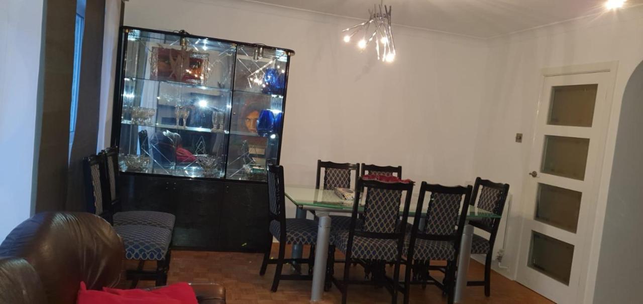 2 Bed Semi-Detached House Villa Poole Ngoại thất bức ảnh