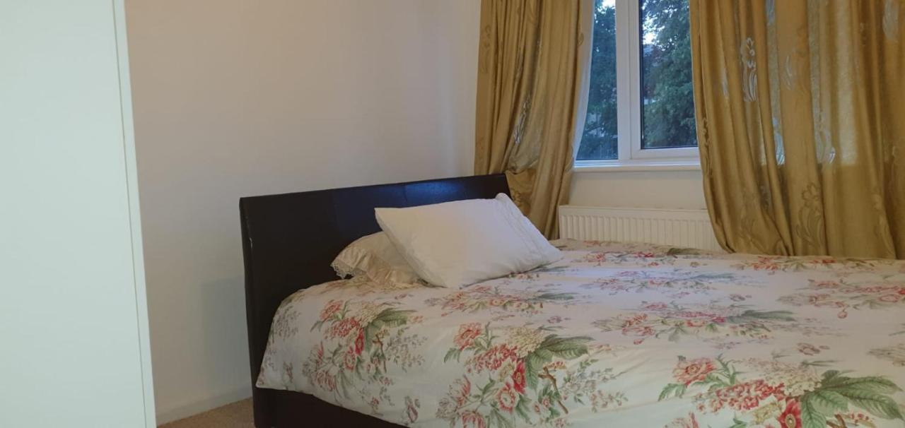 2 Bed Semi-Detached House Villa Poole Ngoại thất bức ảnh